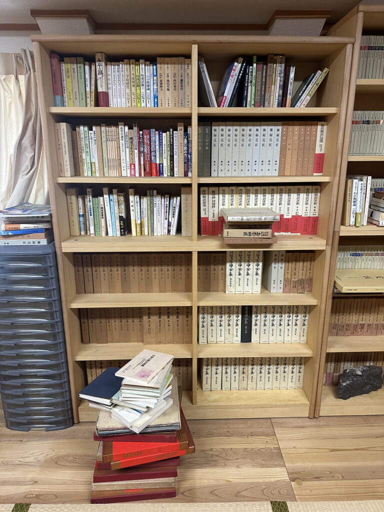 【全集／小説】部屋1つを埋め尽くす、大量の全集・小説等の買取事例